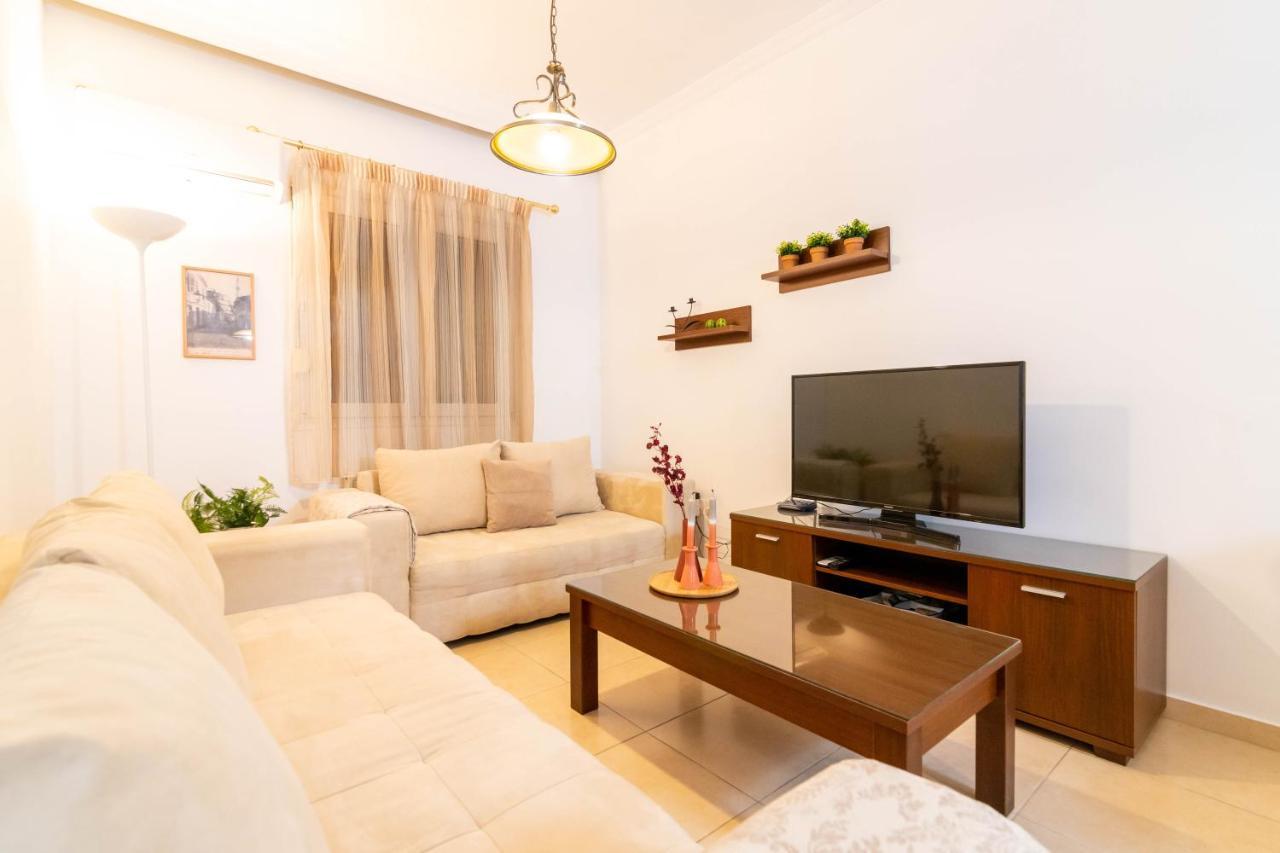 F & B Collection - 2 Bedroom Flat เทสซาโลนิกิ ภายนอก รูปภาพ